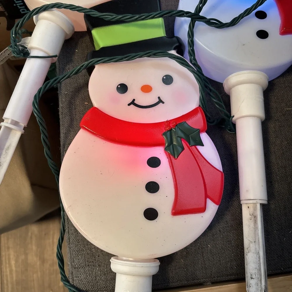 GEMMY Color Motion Winking‎ Blinking Blowmold  Snowman Christmas Pathway Lights
